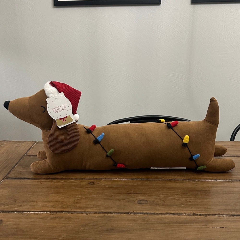 Isaac Mizrahi Dachshund HOLIDAY Plush Pillow with Festive Lights - NWT